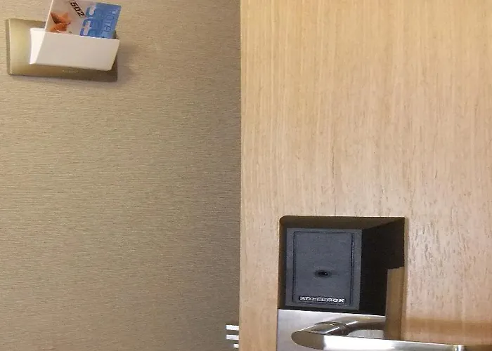 Sesin מלון מרמריס